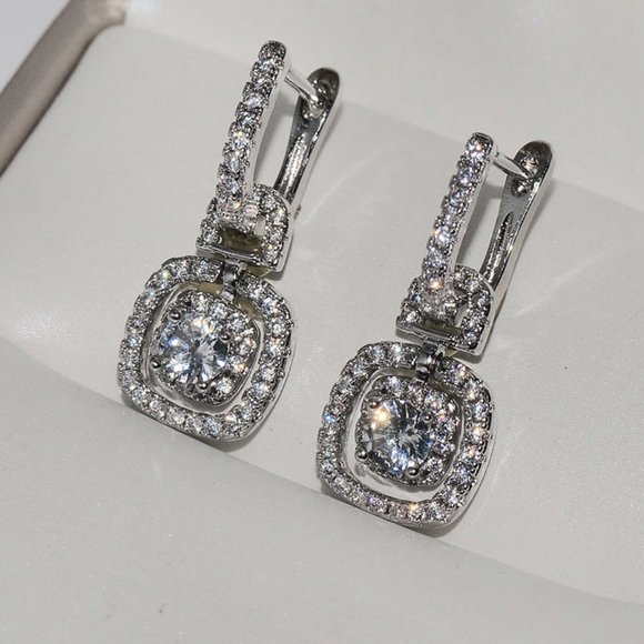 *NEW 18K White Gold Halo Diamond Drop Huggie Hoops - Picture 2 of 3